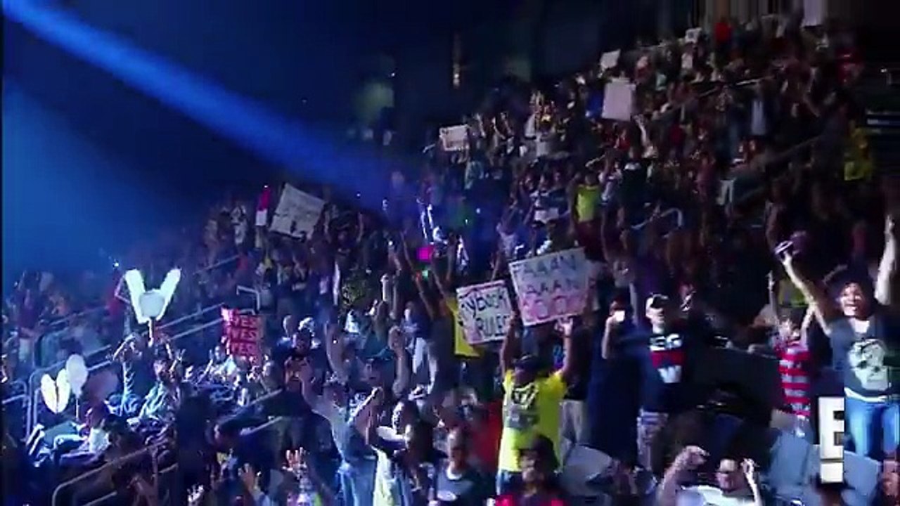 Total Divas Season 4, Episode 13 Clip: Dolph Ziggler flirts with Nikki Bella