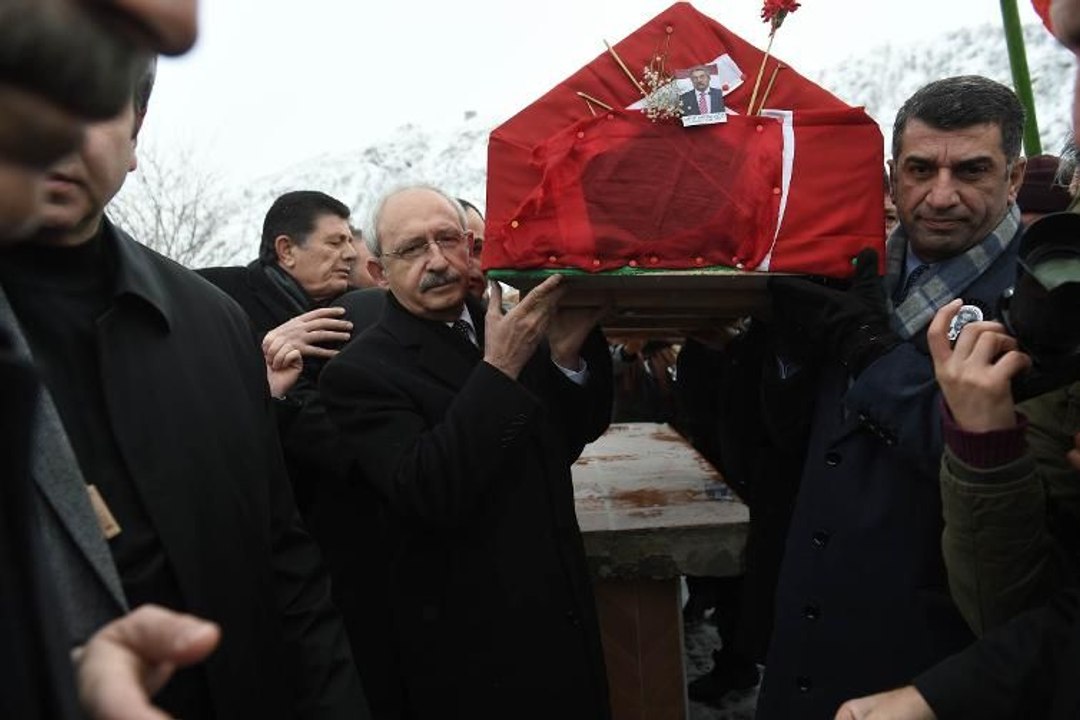 Kamer Genç için Tunceli Cemevi'nde tören düzenlendi