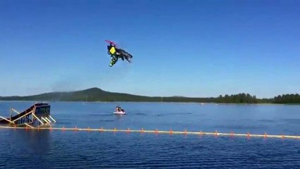 Jet Skiyle Havada Takla Attı
