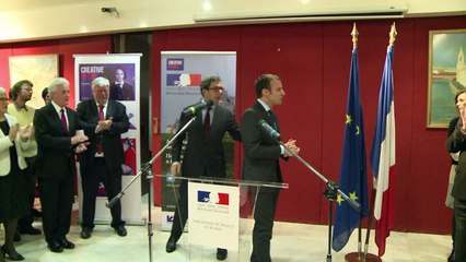 Macron: objectif de lever les sanctions contre la Russie cet été