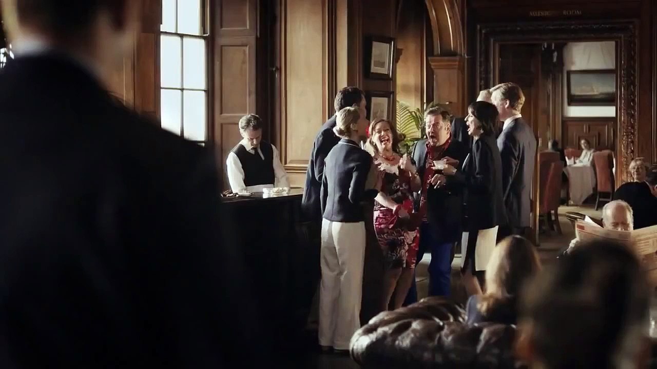 Travel Yourself Interesting (Expedia AD)