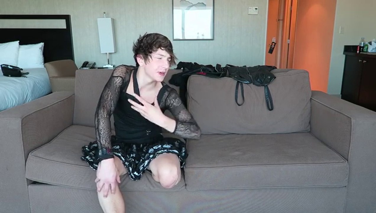 SEXY CLOTHES SWAP WITH A BOY!