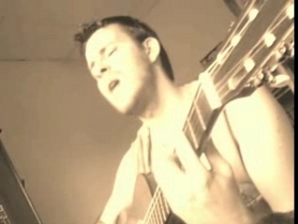 Mika grace kelly voix guitare