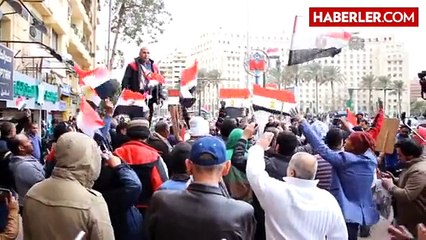 Tahrir Meydanı'nda Sisi'ye Destek Gösterisi