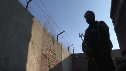 Face aux attaques, le Pakistan va-t-il armer ses enseignants ?