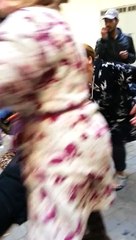 Tanger : Il tabasse violemment sa femme en pleine rue !