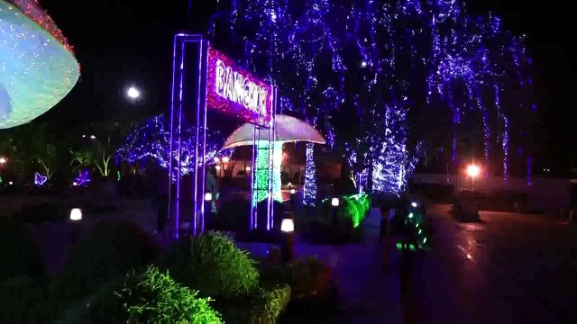 magnificent wat arun temple at night in bangkok