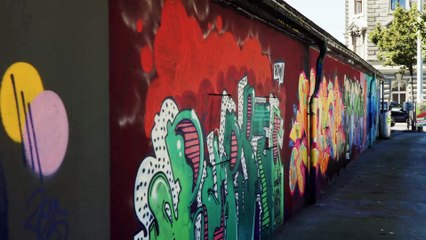 VIENNA / NOW - Meet your host Chris Cummins - Vienna, Austria