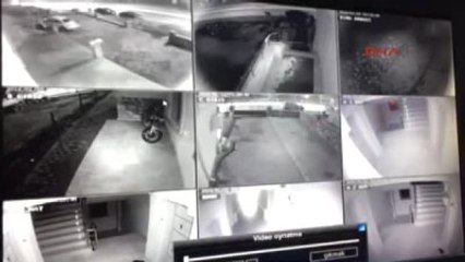 Sakarya Motosikleti Çalarken Güvenlik Kameralarına Yakalandılar