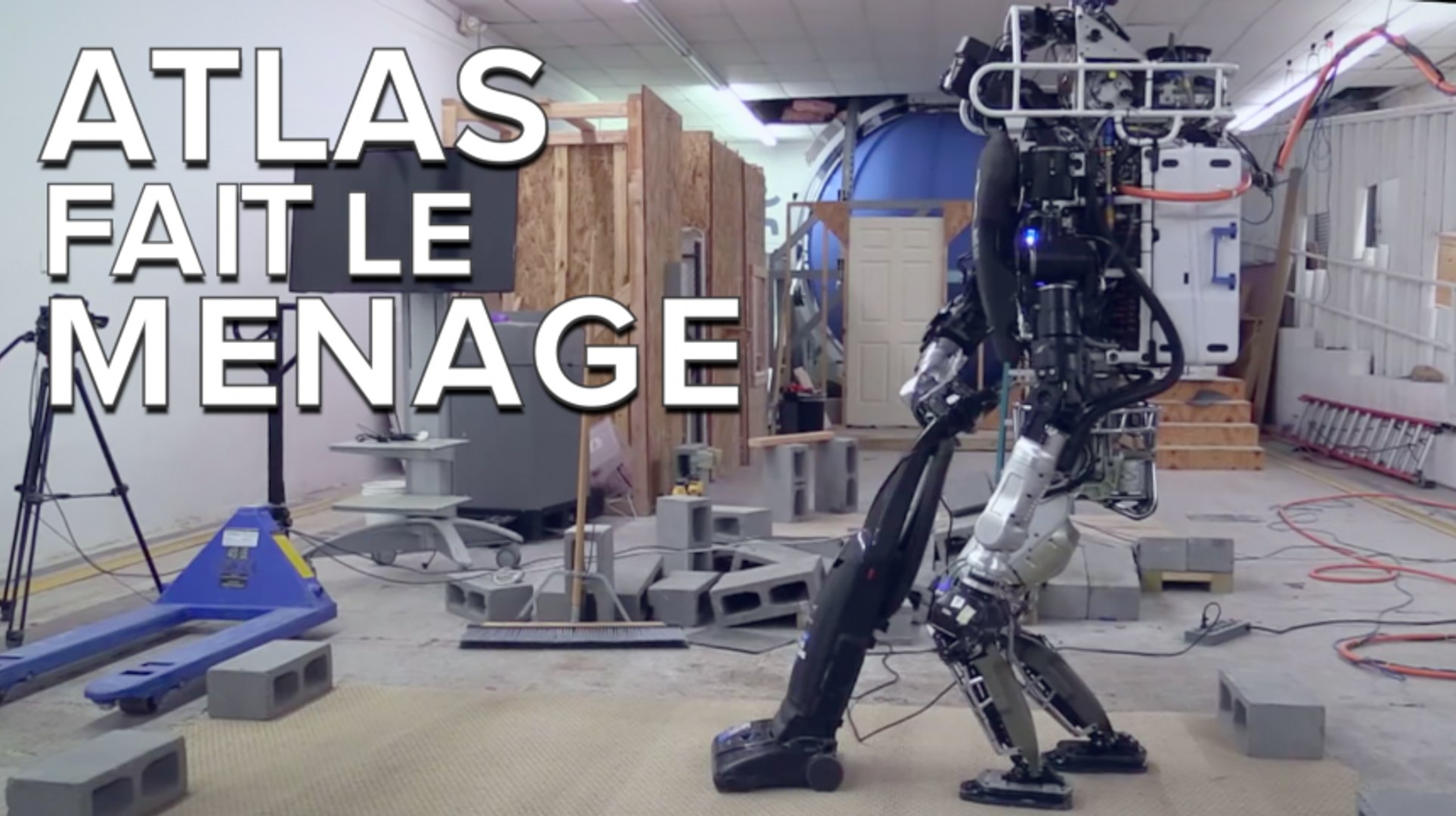 Atlas, le robot qui range la maison et fait le ménage - Vidéo Dailymotion