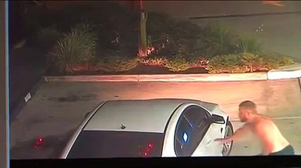 RAW  Two Gold Coast mates thwart robbery