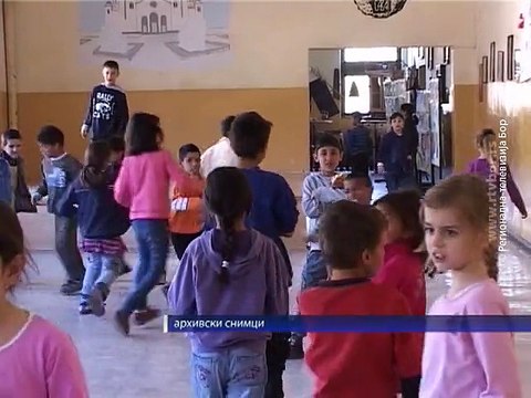 Rok za upis prvaka van rejonizacije 31. januar, 25. januar 2016. (RTV Bor)