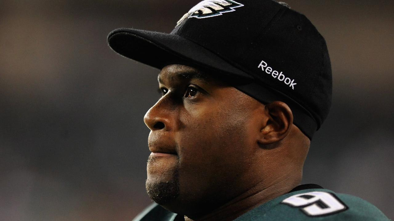 Former quarterback Young arrested for DWI