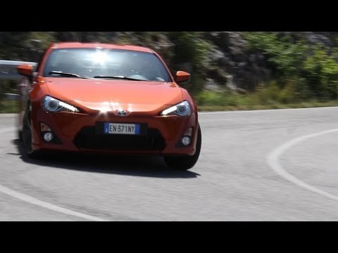 Toyota GT 86 - Davide Cironi drive experience
