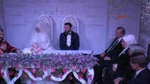 Kayseri Erdoğan ve Davutoğlu Ekonomi Bakanı Elitaş'ın Oğlunun Düğününe Katıldı