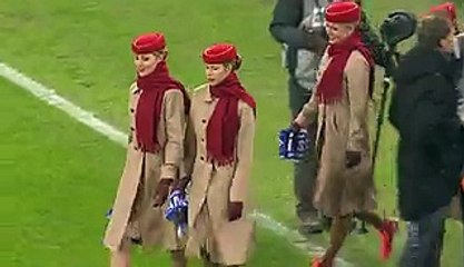 Business-Class Skills - Stewardesses Impress on the Ball