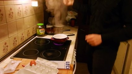 Лайвхак! Как сварить яйца в форме сердец! Полезные советы