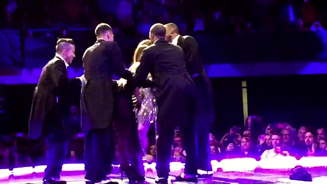 Madonna - Unapologet*c B*tch (Ariana Grande. Miami Rebel Heart Tour