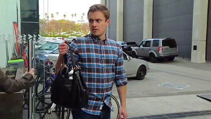 When Your Boyfriend Holds Your Purse (World Music 720p)