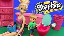 Frozen Disney Elsa and Shopkins with Frozen Kids Alex Shopping Cleans Barbie Bathroom for