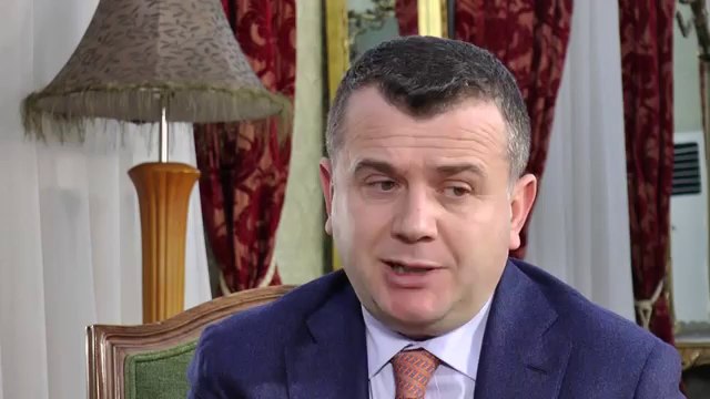 5 pyetjet nga Babaramo i ftuar Taulant Balla - Pjesa e dyte