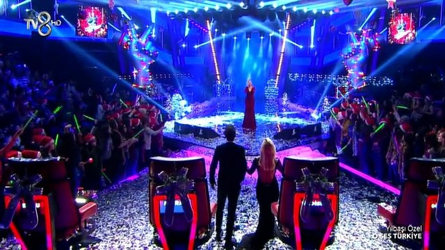 Ebru Gündeş - Gönlümün Efendisi-O Ses Türkiye Yılbaşı Performansı
