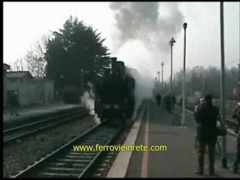 Molteno Locomotiva 880 051 e treno storico - Anteprima1