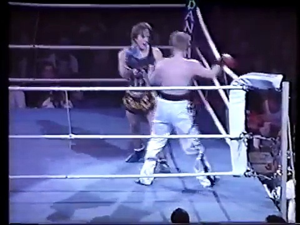 Demostración de Benny The Jet Urquidez