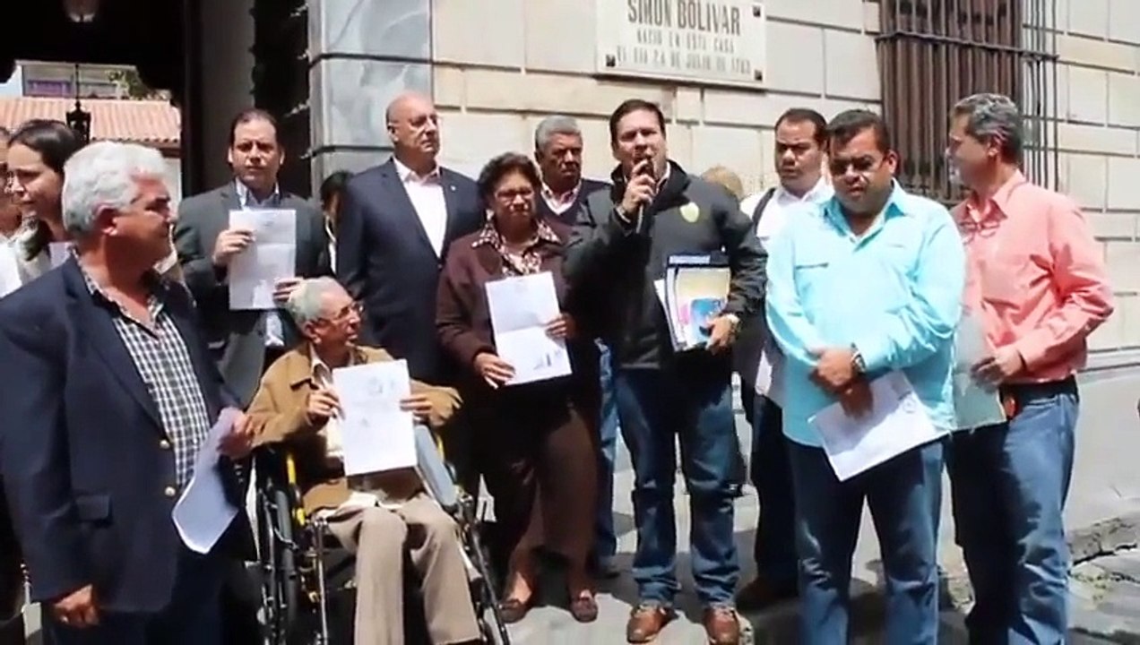 Movida Parlamentaria exige se investigue nacionalidad de Nicolás Maduro