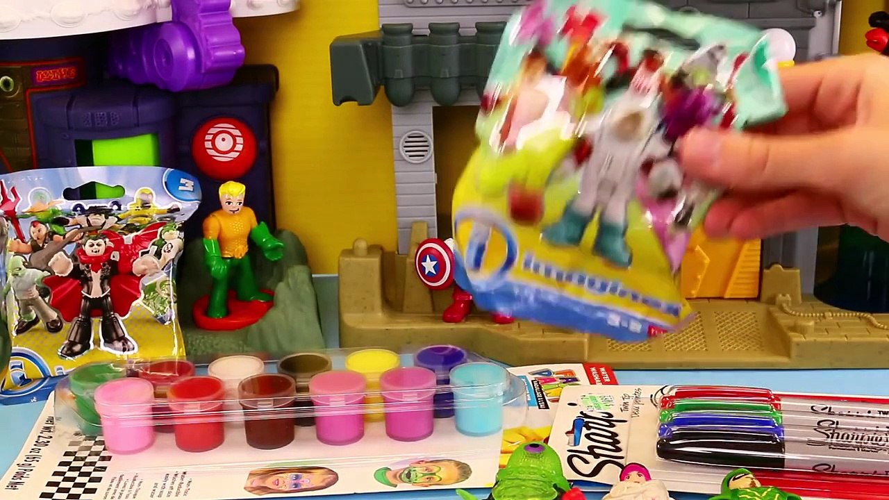 Finger Toy Art with Imaginext Superheros & Characters + Face Paint DIY Kids Art Project