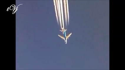 Boeing 747 taking over 737