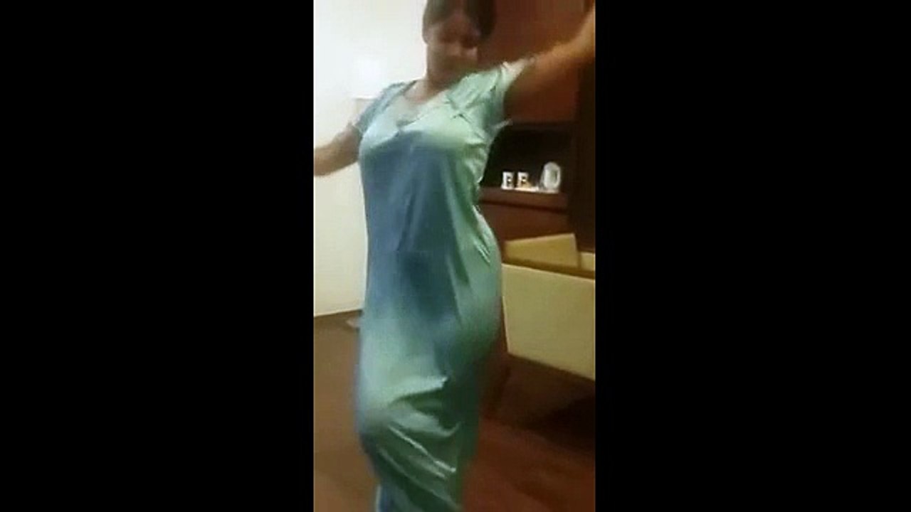 Desi Aunty Homemade Dance