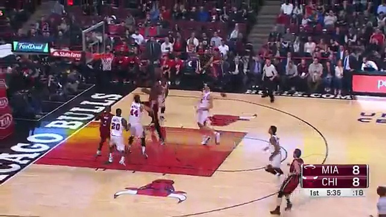 Luol Deng's Monster Dunk - Heat vs Bulls - January 25, 2016 - NBA 2015-16 Season