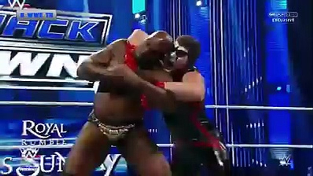 Titus O Neil vs Stardust