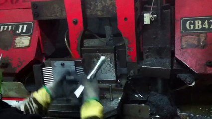 Herrajes para Muebles, Herrajes para Gabinetes - China: Tiradores y Pomos en Acero Inoxidable / Production 2