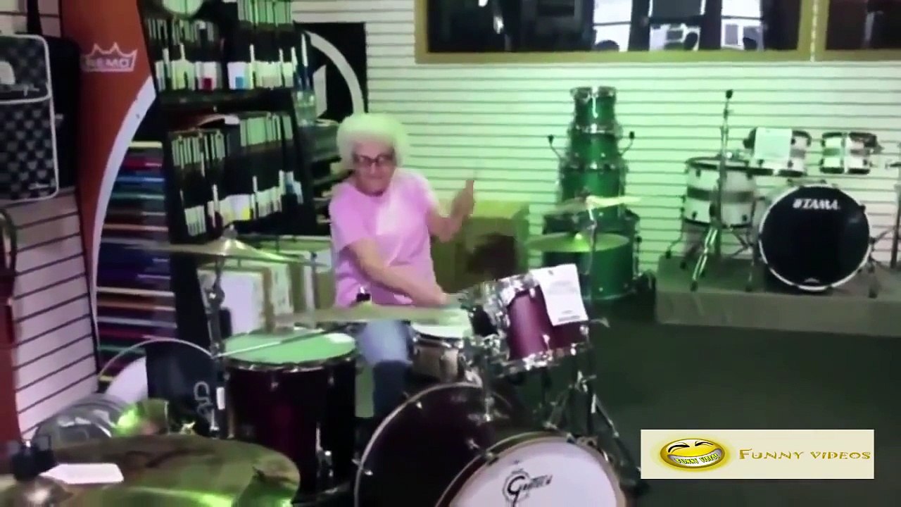 Funny Videos - Top Funny Videos 2016 - Funny vines 2016 - Try not to laugh or grin challenge