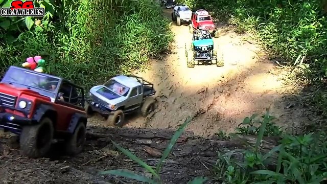 Внедорожники 4х4 по бездорожью и грязи, радиоуправляемые машины