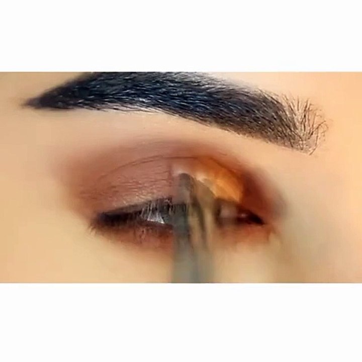 Très beau maquillage des yeux