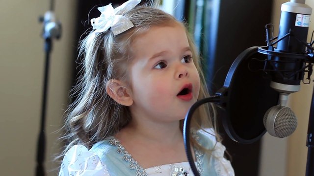 3yo adorable Girl sings Little Mermaid Theme Song