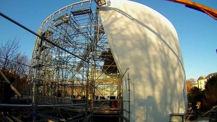 Le décor du défilé Dior en timelapse