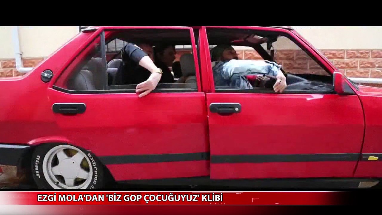 İşte Ezgi Mola'dan Biz GOP çocuğuyuz klibi