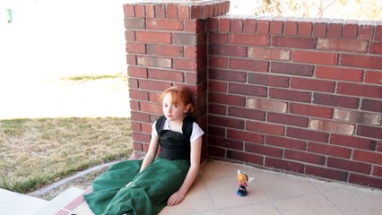Bloopers! Do You Want To Build a Snowman Real Life Anna