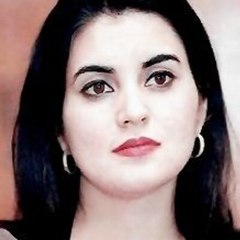 Kashmala Tariq Celebrating Her Birthday in Different Style