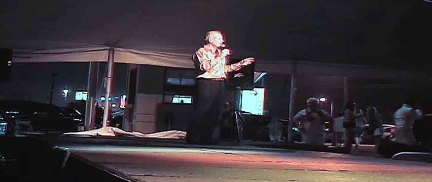 Chris Drummond sings 'Help me' Elvis Week 2006