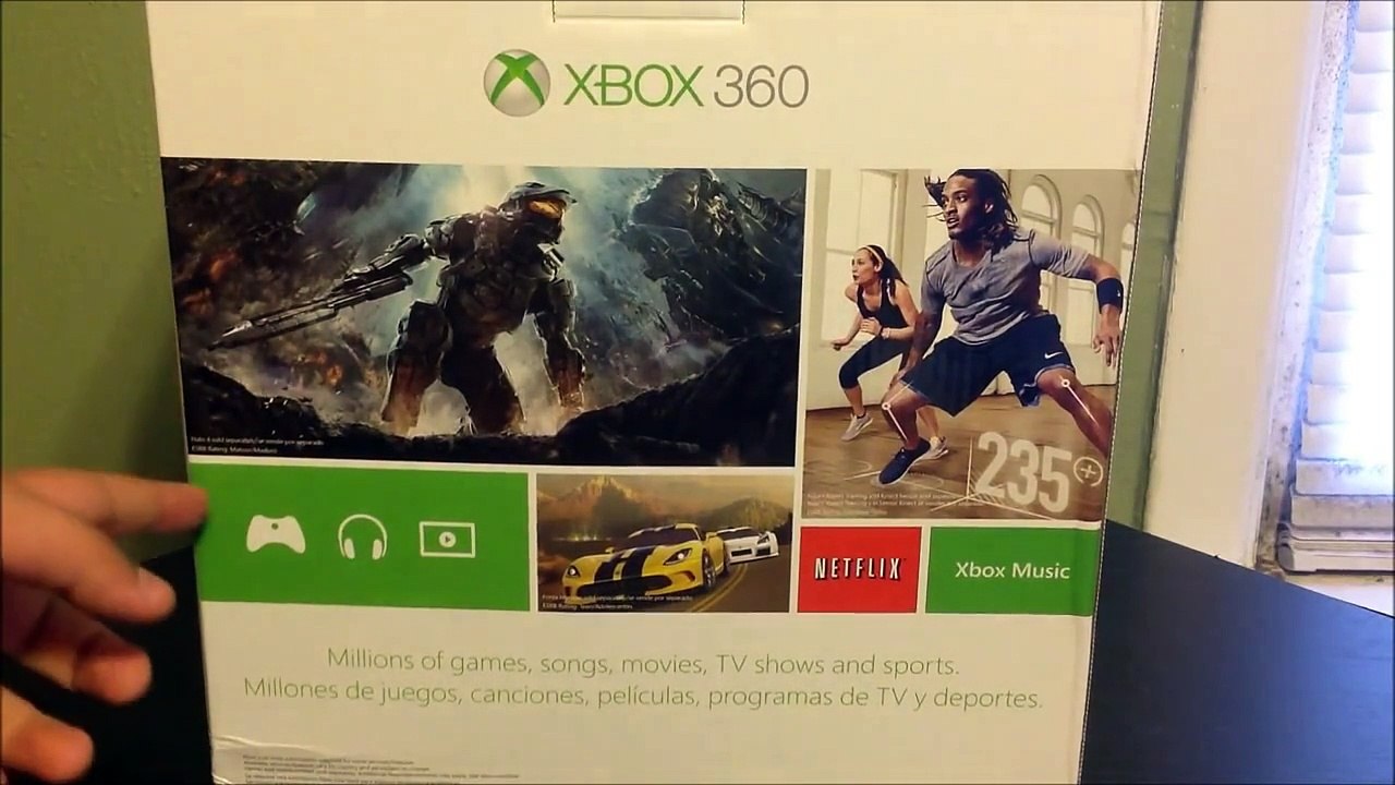 Xbox 360 E 250GB Holiday Bundle Console Unboxing [1080p]