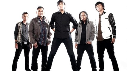 Naff Terendap Laraku