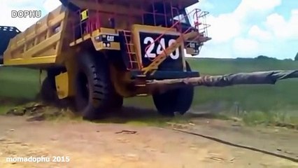 amazing excavator accident compilation, excavator and truck, loading excavator fail 2016 HD