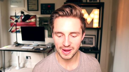 Reacting to Hate Comments on I\'m Famous