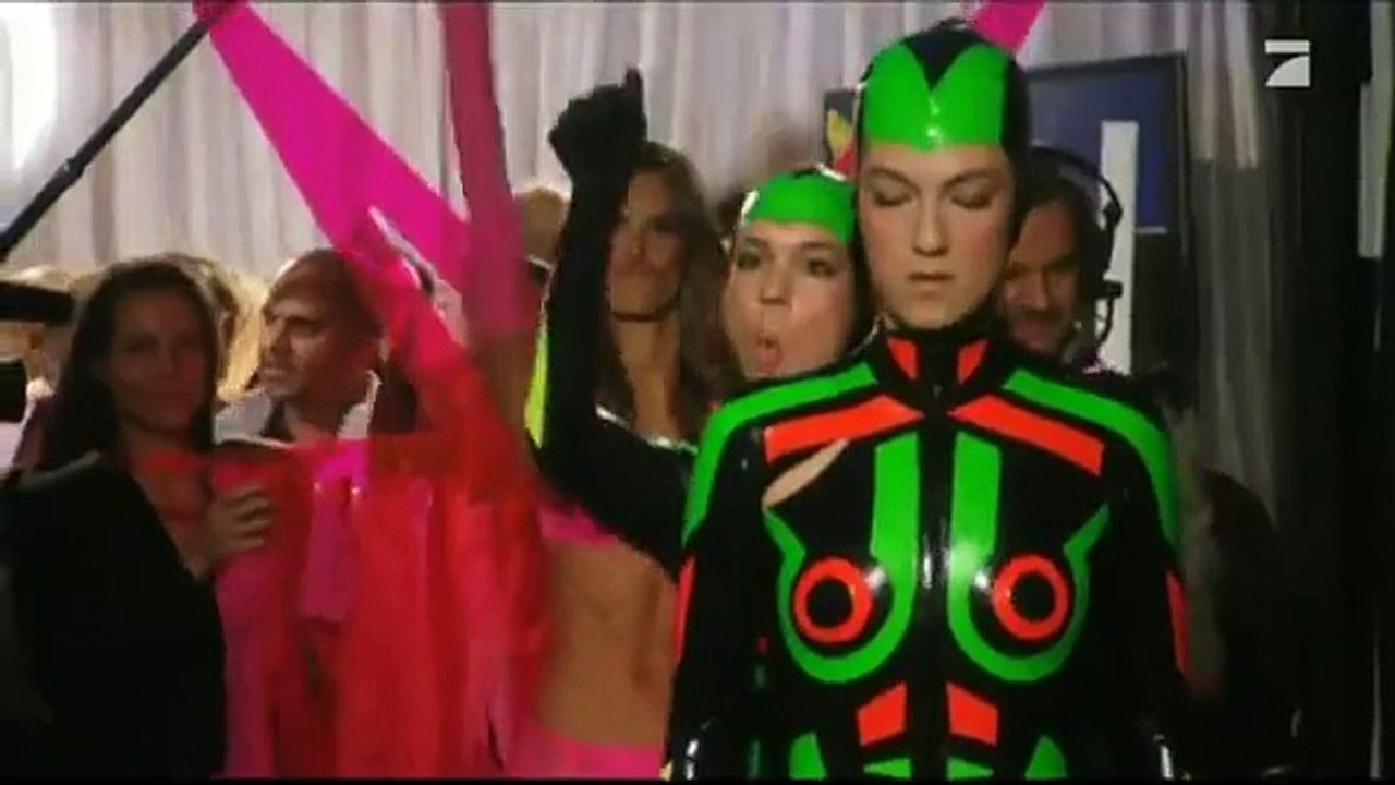 Black Eyed Peas - Boom Boom Pow - Victorias Secret