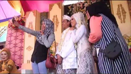 ASYIK MUSIK -  SEBATAS MIMPI